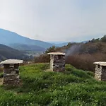 Zemljane Kucice * Kreševo