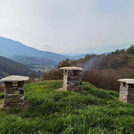 Zemljane Kucice * Kreševo