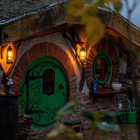 Zemljane Kucice 아파트 *