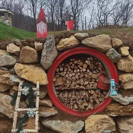 Zemljane Kucice Apartment *