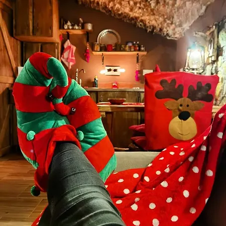 Zemljane Kucice Apartment