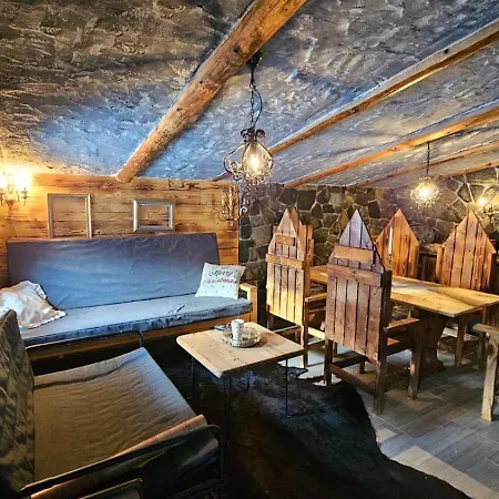 Zemljane Kucice Apartment Kresevo