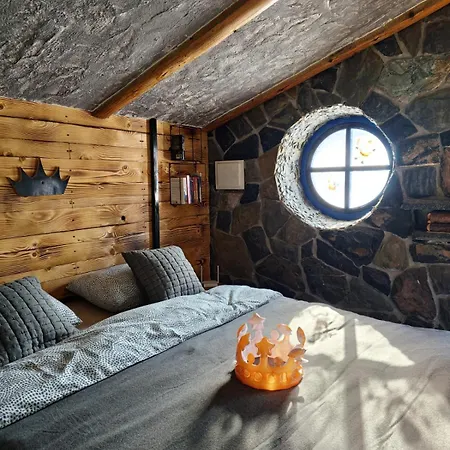 Apartment Zemljane Kucice Kresevo