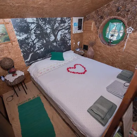 Zemljane Kucice Apartment