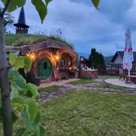 Zemljane Kucice 아파트