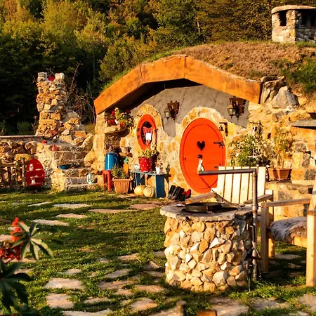 Zemljane Kucice 아파트 *