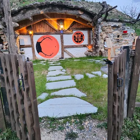 Zemljane Kucice Apartment